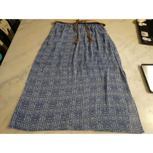 Faded Glory Women's Plus‎ Size 2X 18W-20W Skirt with Belt - Picture 1 of 8